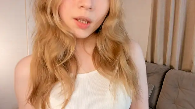 Megansuns online show from October 2025 03:03:02 PM