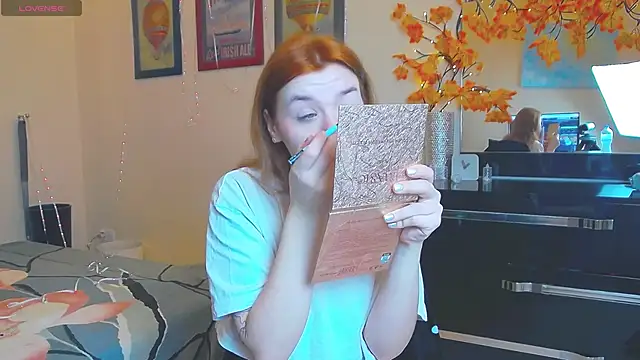 MeganNewCat online show from December 2025 08:31:02 PM