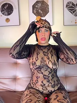 NovaFoxx online show from April 2026 04:10:02 PM