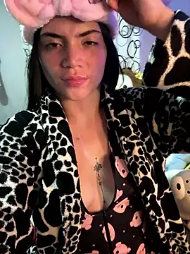 Snapshot of PamelaJonsom_ chatting on November 2025 04:45:01 AM PamelaJonsom online show from November 2025 04:45:01 AM