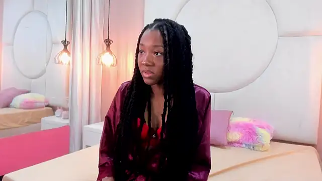 Snapshot of Madisson_Brooke chatting on November 2025 08:45:01 PM Madisson Brooke online show from November 2025 08:45:01 PM