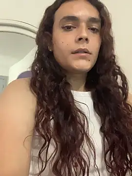 Snapshot of La-Gatiita-trans chatting on February 2026 01:13:02 PM La-Gatiita-trans online show from February 2026 01:13:02 PM