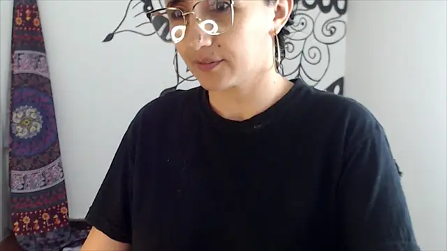 Lucyy Naugthy online show from March 2026 01:55:02 PM