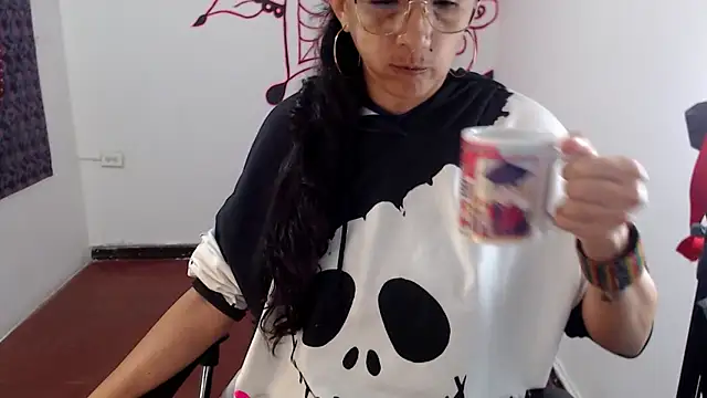 Lucyy Naugthy online show from March 2026 02:07:01 PM