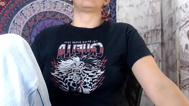 Lucyy Naugthy online show from February 2026 02:08:02 PM