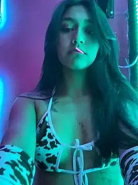 Snapshot of Nahomy_cute1 chatting on October 2025 11:44:02 PM Nahomy cute1 online show from October 2025 11:44:02 PM