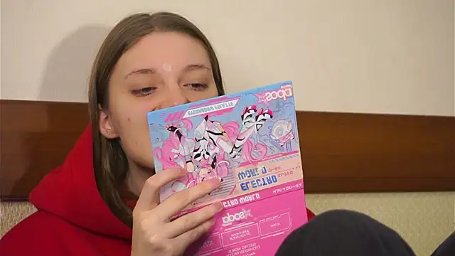 Snapshot of RoslynArcuo chatting on November 2025 08:09:02 PM RoslynArcuo online show from November 2025 08:09:02 PM