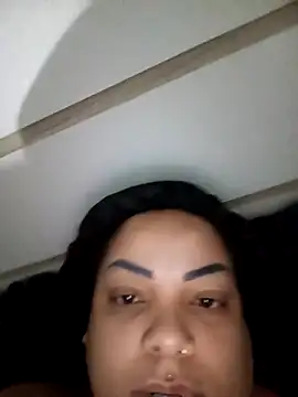 Snapshot of Hannapimentinha chatting on October 2025 01:48:01 AM Hannapimentinha online show from October 2025 01:48:01 AM