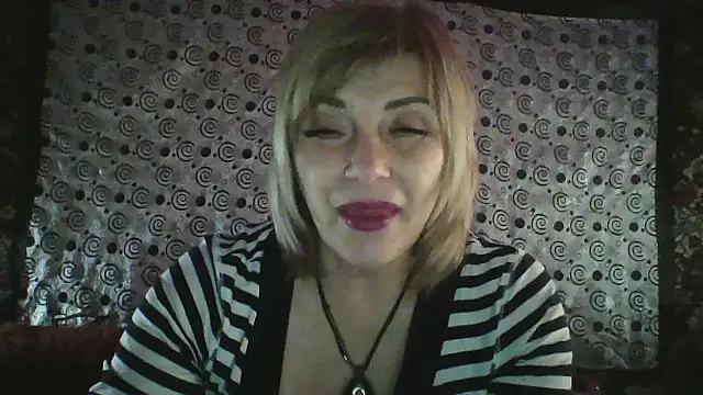 Lia Ray online show from December 2025 08:21:01 PM