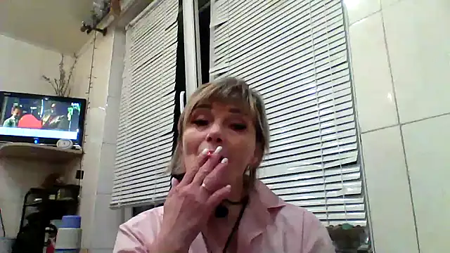 Lia Ray online show from October 2025 07:25:02 PM
