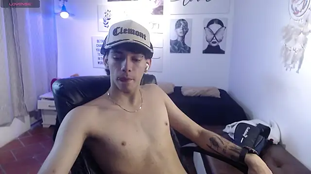 AmethystShadow17 online show from January 2026 07:54:02 PM