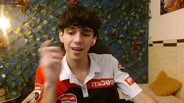 AmethystShadow17 online show from February 2026 07:47:01 PM