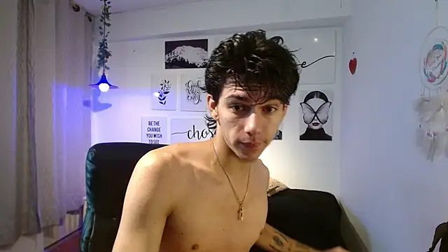 AmethystShadow17 online show from February 2026 09:47:02 PM