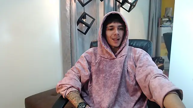 AmethystShadow17 online show from April 2026 01:08:01 AM