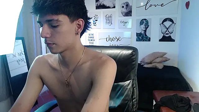 AmethystShadow17 online show from March 2026 08:41:02 PM