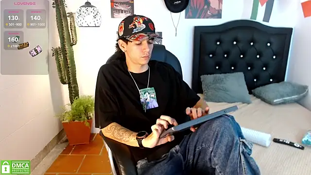 AmethystShadow17 online show from July 2026 04:21:01 AM