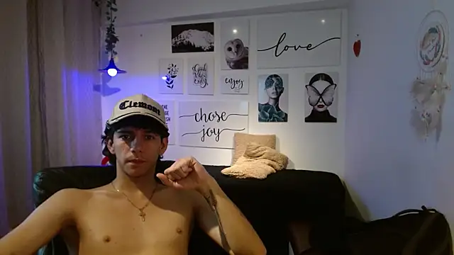 AmethystShadow17 online show from February 2026 07:46:02 PM