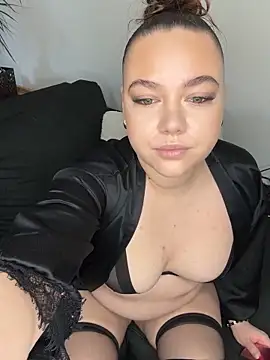 AvaHart online show from December 2025 11:34:02 AM