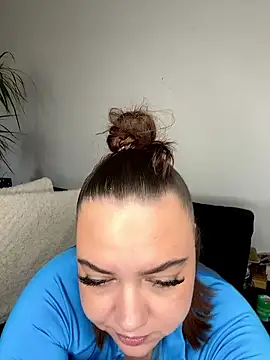 AvaHart online show from January 2026 01:28:01 PM