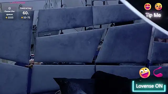 Snapshot of Desire4Duo chatting on November 2025 01:23:02 PM Desire4Duo online show from November 2025 01:23:02 PM