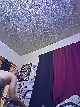 whateveruwanthowever online show from November 2025 01:37:02 AM