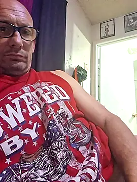 whateveruwanthowever online show from November 2025 01:20:02 AM