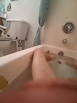 whateveruwanthowever online show from November 2025 09:18:01 PM