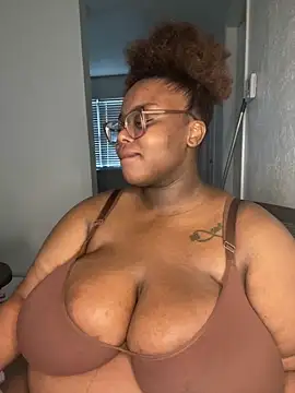 paradisewithangel online show from April 2026 06:14:02 PM