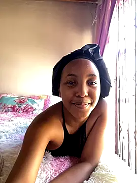 Snapshot of _babygurl chatting on October 2025 12:02:02 PM  babygurl online show from October 2025 12:02:02 PM