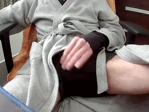 Batboy94 online show from January 2026 12:45:02 PM