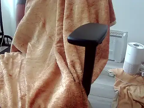 Batboy94 online show from April 2026 01:15:02 PM