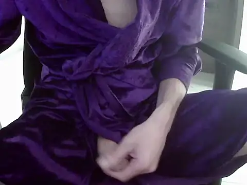 Batboy94 online show from November 2025 10:58:01 PM