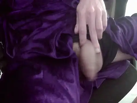 Batboy94 online show from November 2025 08:01:01 PM