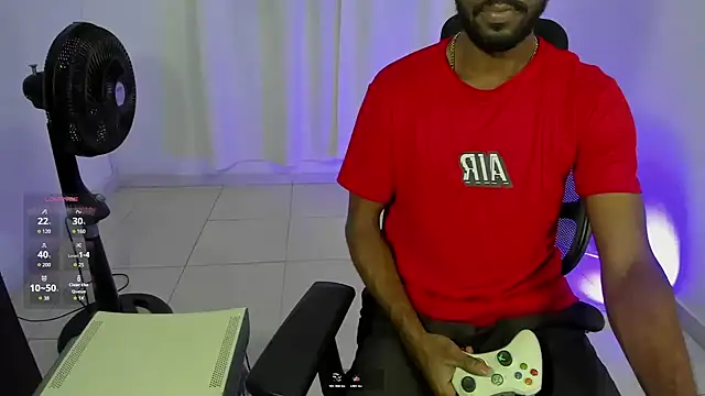 BenhtenBlack25 online show from October 2025 07:04:02 PM