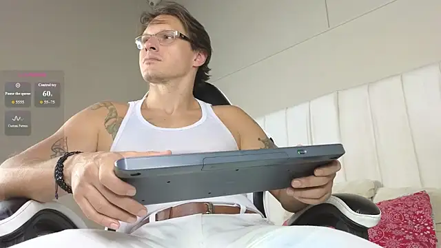 Snapshot of Justin_valverde chatting on February 2026 08:04:01 PM Justin valverde online show from February 2026 08:04:01 PM