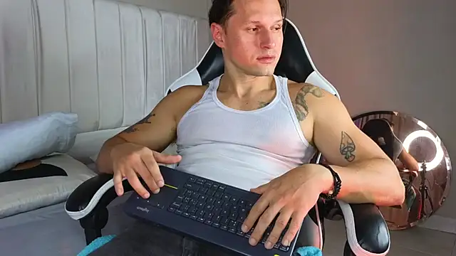 Justin valverde online show from March 2026 03:16:01 AM