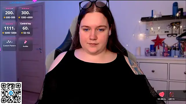 Snapshot of SummerTina chatting on December 2024 09:08:02 PM SummerTina online show from December 2024 09:08:02 PM