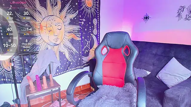 Cat  Moon   online show from July 2026 08:17:01 PM