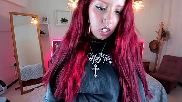 Cat  Moon   online show from October 2025 07:55:01 PM