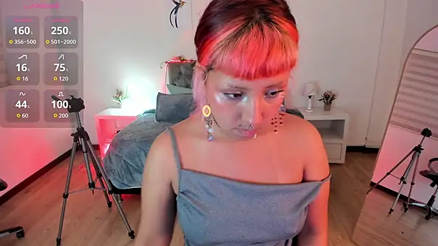 Cat  Moon   online show from May 2026 01:56:01 AM