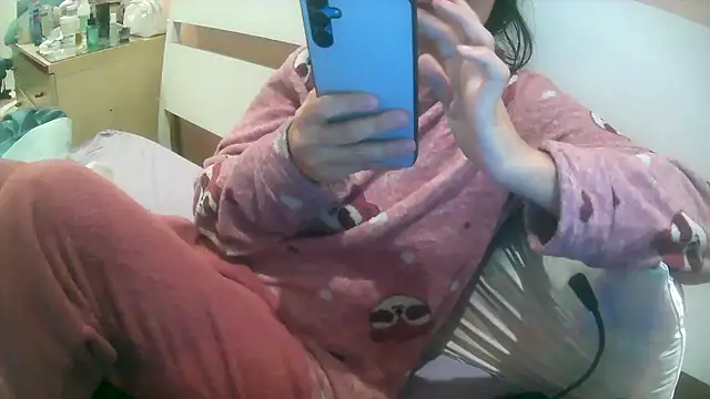 Honeyjuice73 online show from December 2025 07:35:01 PM