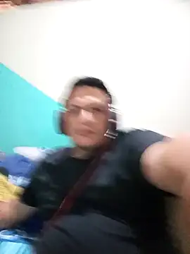 WIlGar1993 online show from December 2025 08:21:01 PM