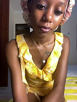 NyahHeat online show from April 2026 04:33:01 PM