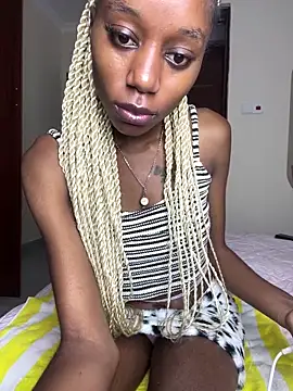 NyahHeat online show from April 2026 10:16:01 PM