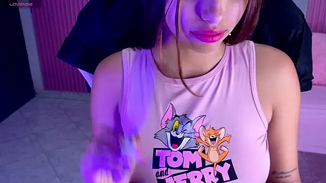 dafne17  online show from December 2025 05:01:02 AM