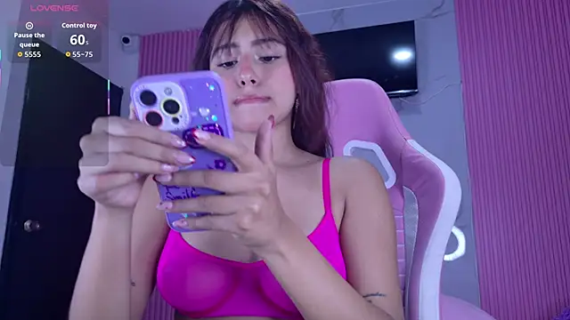 dafne17  online show from November 2025 03:05:01 PM