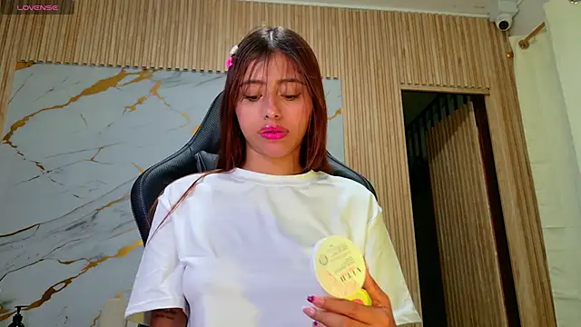 dafne17  online show from January 2026 09:59:02 AM