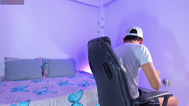 Axel Cody  online show from October 2025 11:53:02 AM