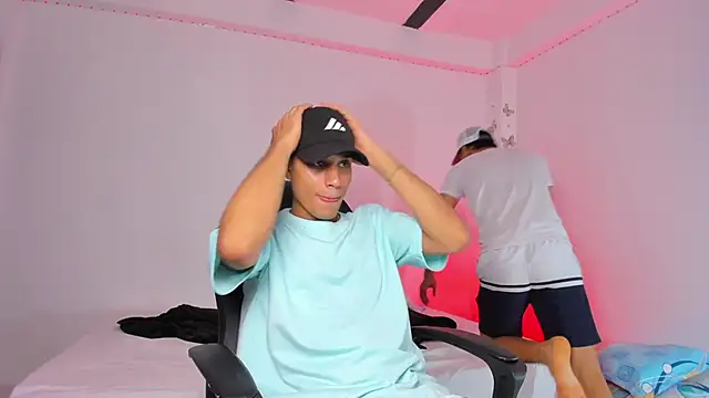 Snapshot of Axel_Cody_ chatting on November 2025 07:18:02 PM Axel Cody online show from November 2025 07:18:02 PM