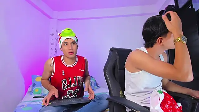 Axel Cody  online show from December 2025 07:50:02 PM